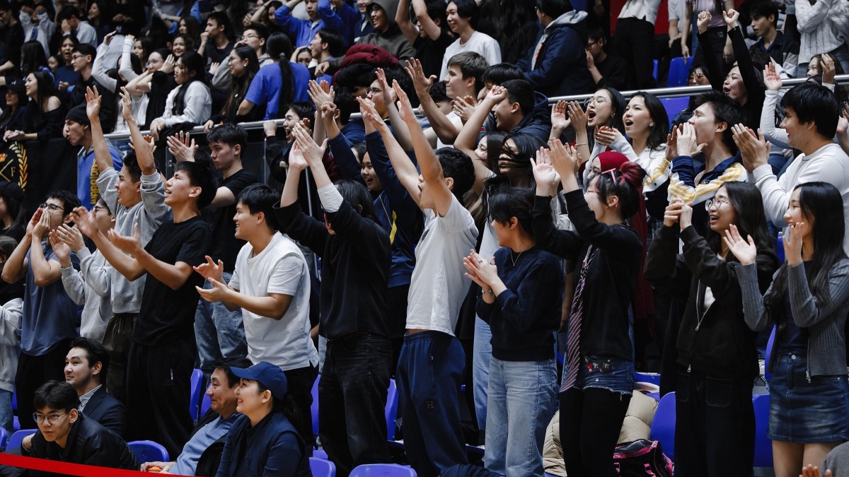 В Астане открыта новая спортивная зона воркаута для студентов