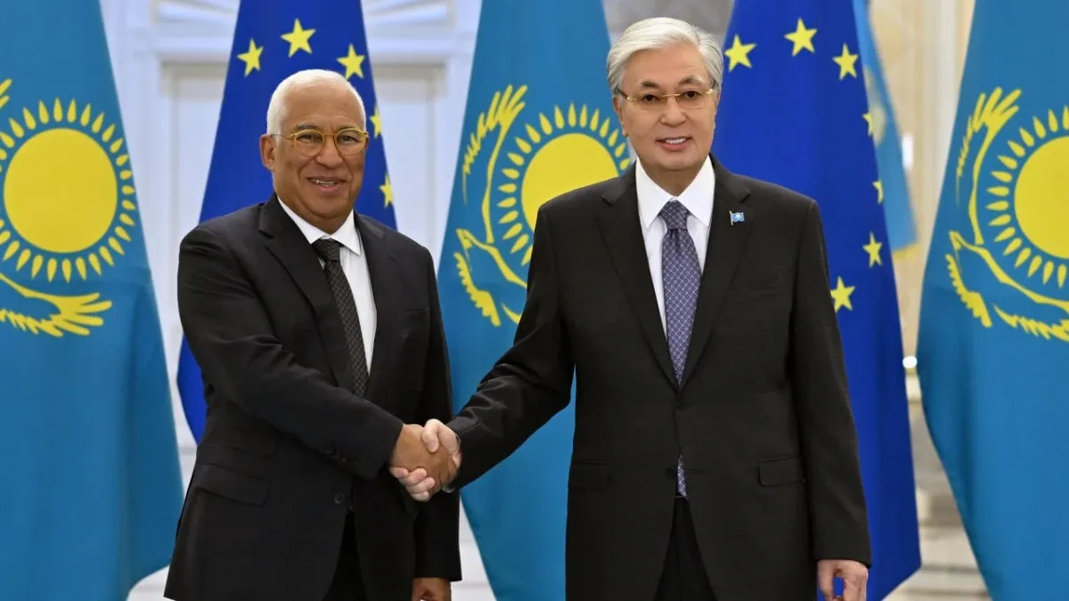 Тоқаев Еуропалық кеңес президентін күтіп алды