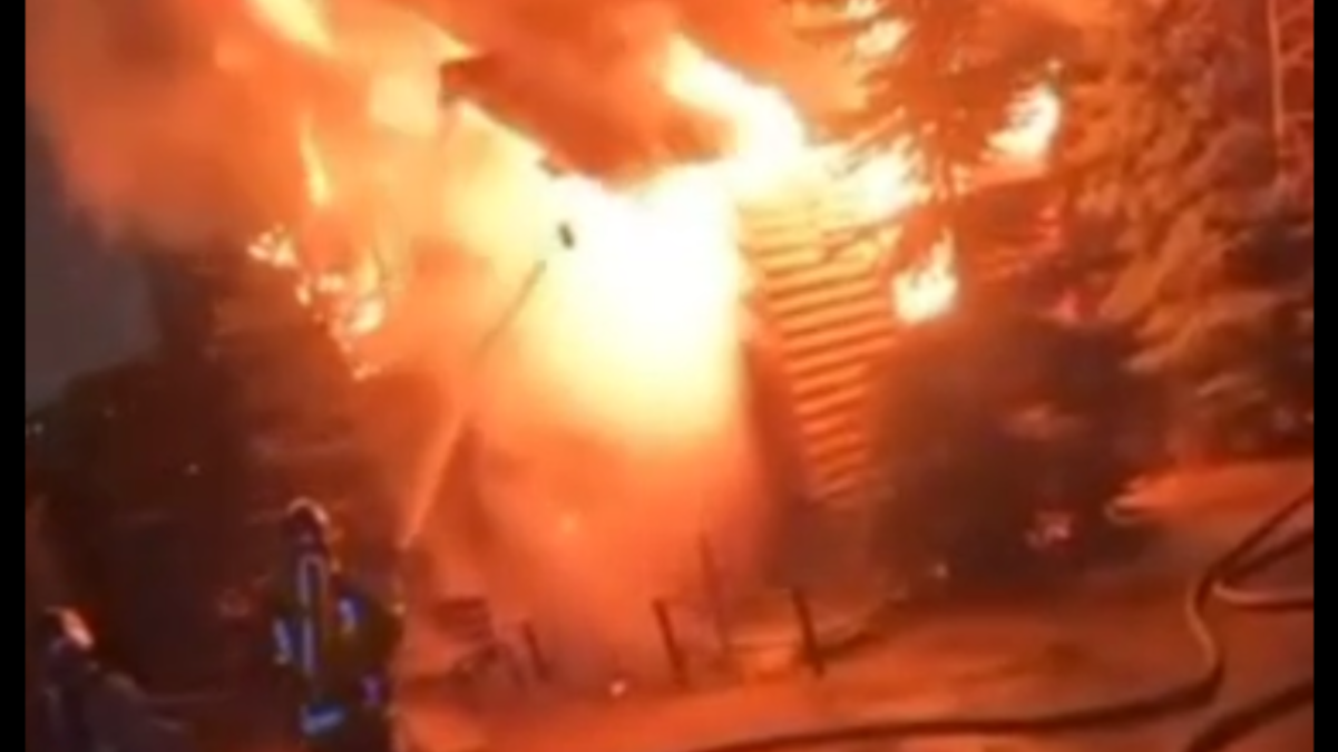 Банный комплекс горел в Астане 