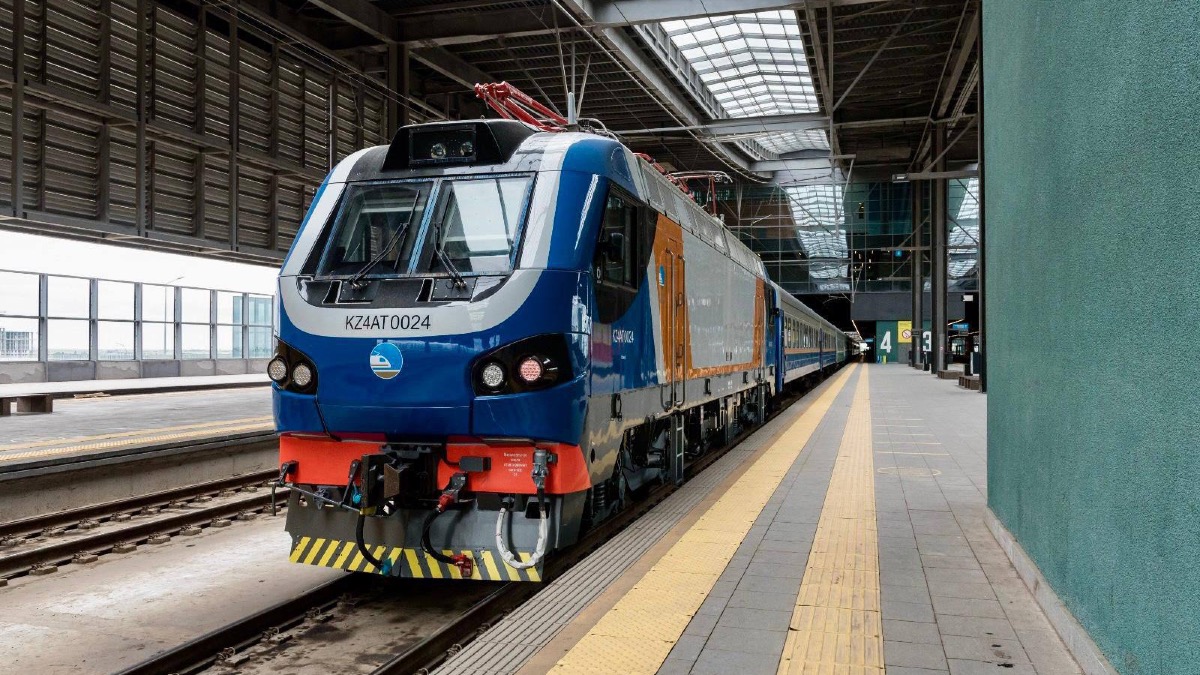 К новогодним праздникам запустят дополнительные поезда