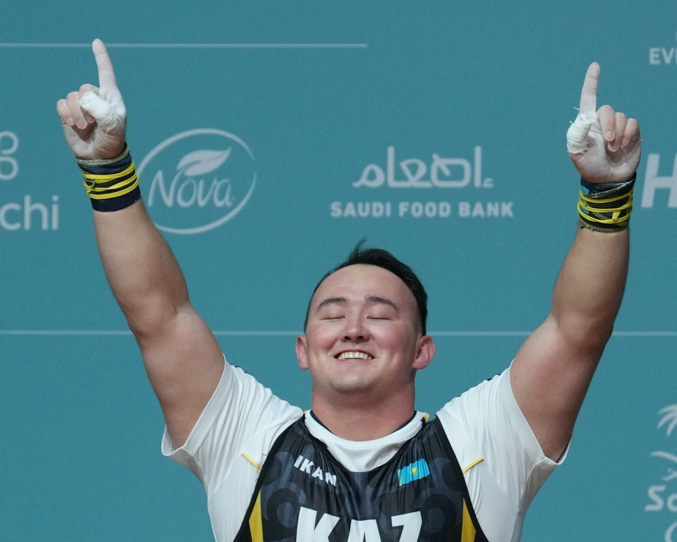 Стали известны итоги чемпионата Казахстана по тяжёлой атлетике