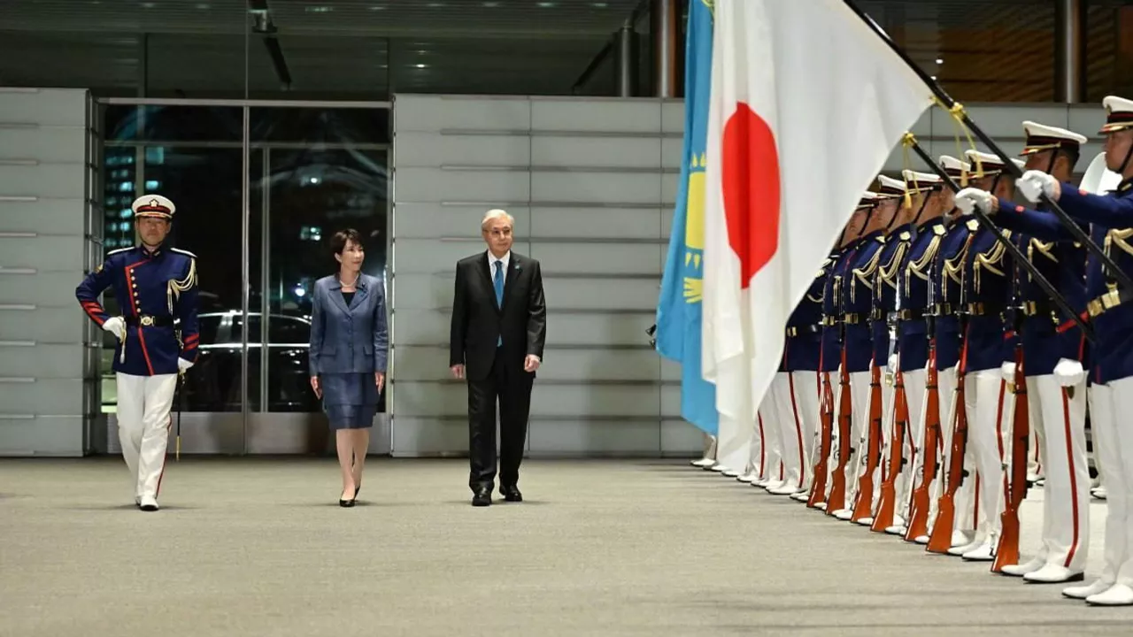 Тоқаев Жапония премьер-министрі Санаэ Такаичимен кездесті
