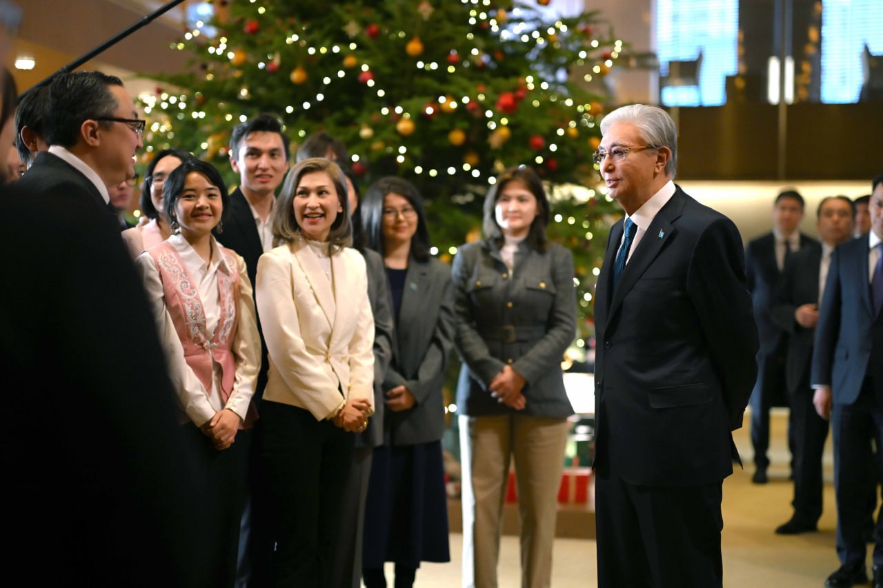 Президент провел встречу с соотечественниками, работающими в Японии