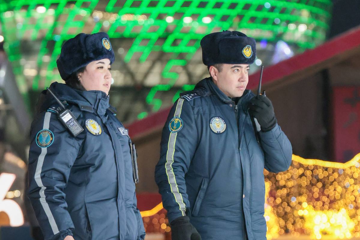 Более 11 тысяч обращений поступило в полицию в новогодние сутки