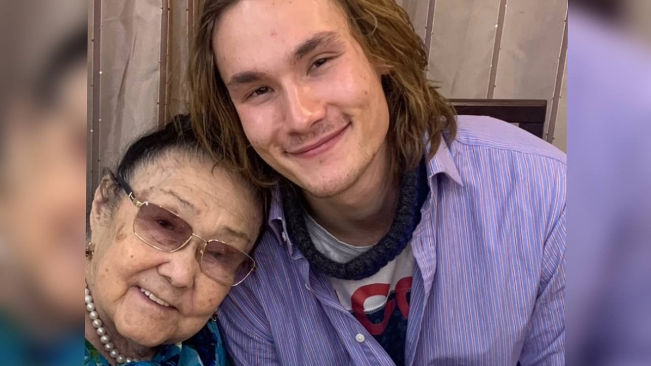 Батырхан Шүкеновтың ұлы мен Бибігүл Төлегенова кездесті