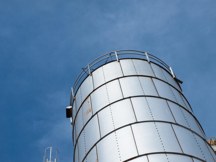 КазМунайГаз прокомментировал сообщения о хищении нефтепродуктов в Шымкенте