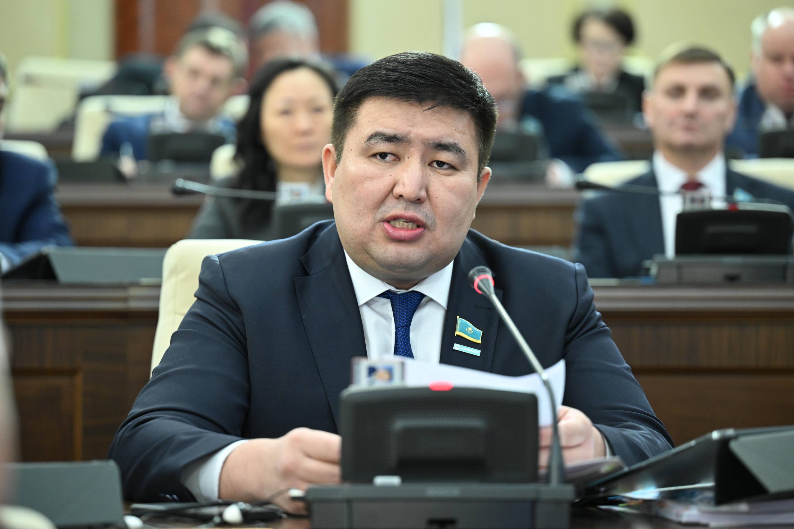 Депутаты «AMANAT» направили запрос по ситуации на казахстанском кинорынке