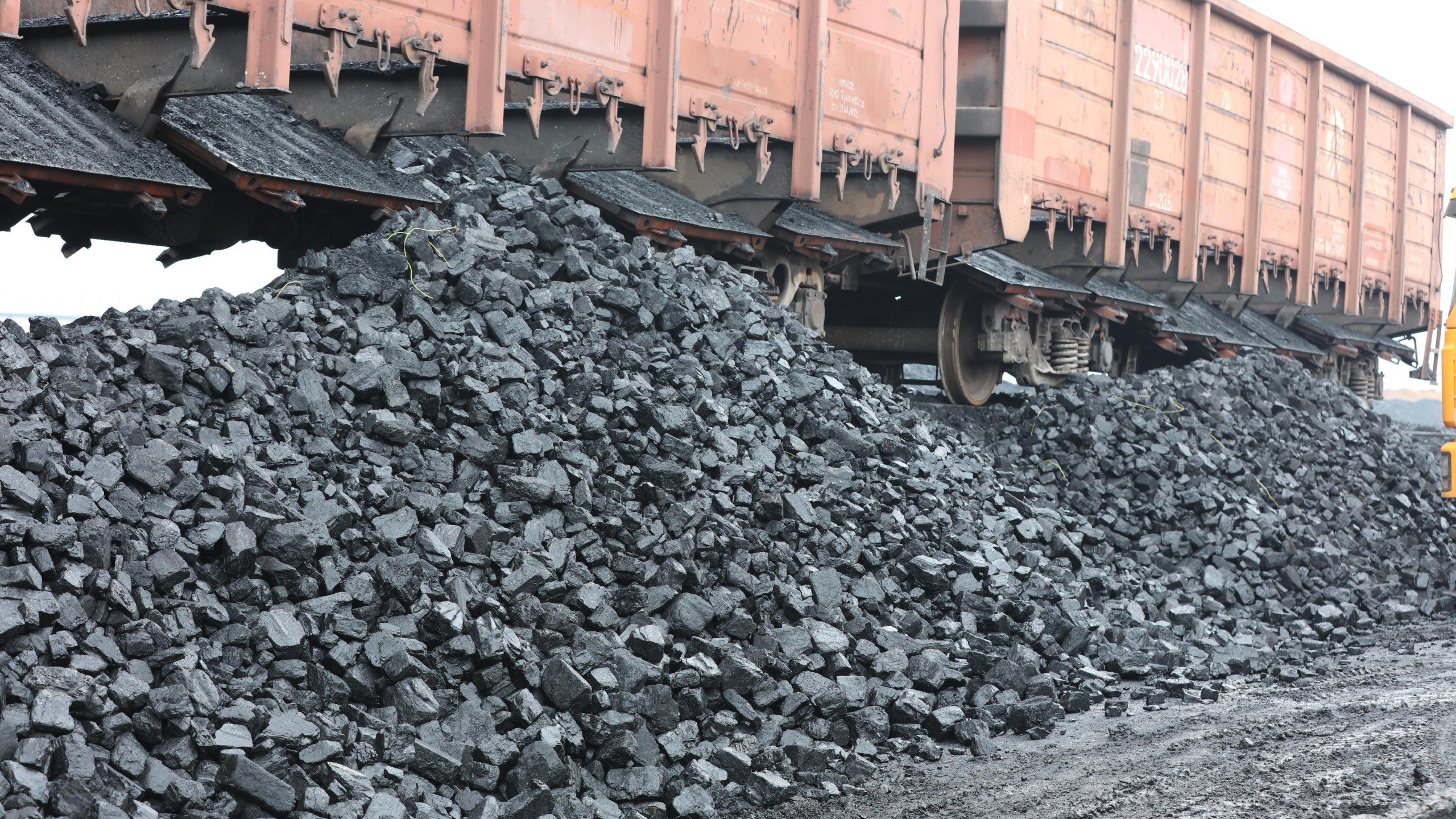 Перевозки угля в Казахстане выросли на 2,6 млн тонн