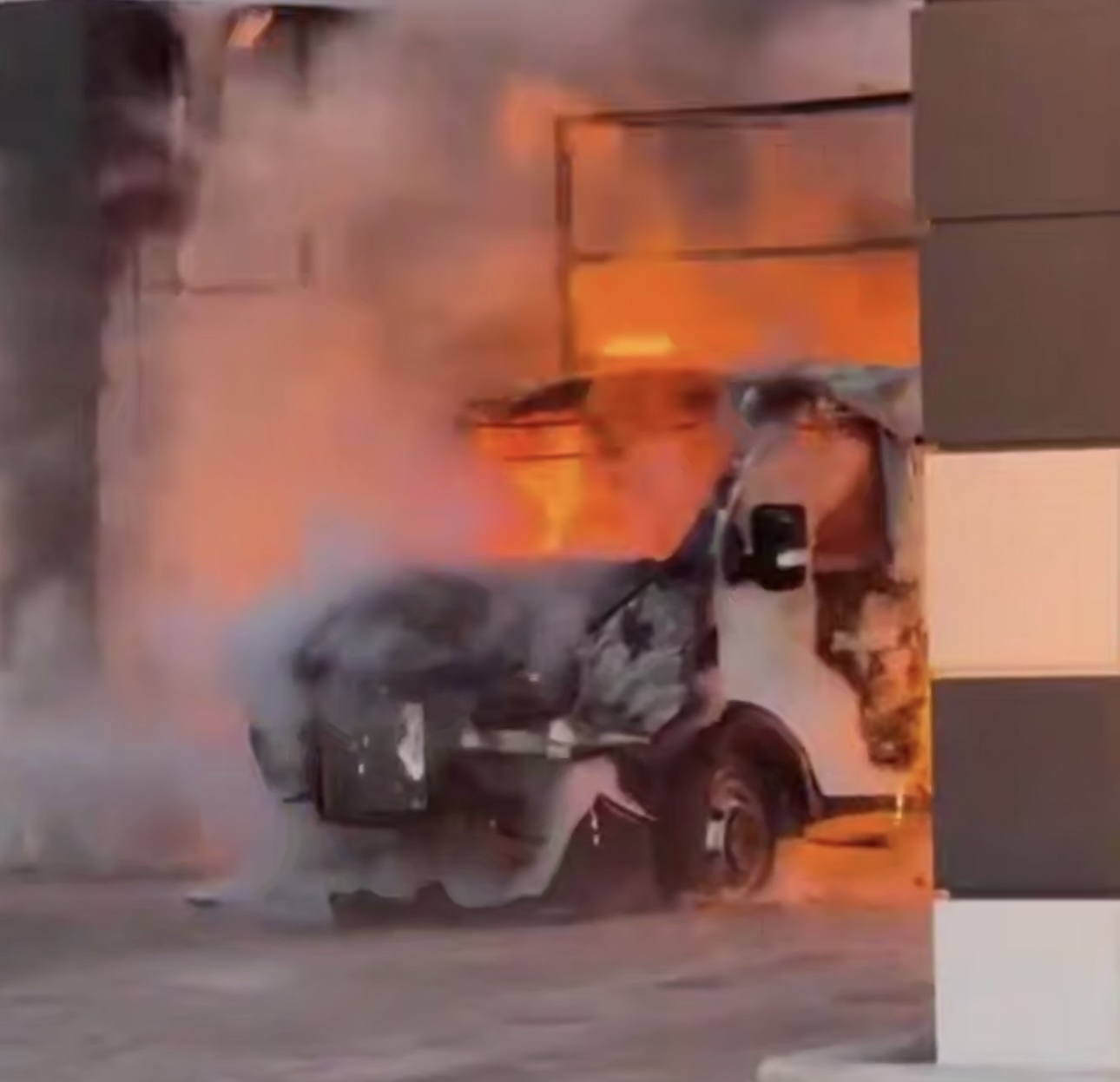 Спасатели предотвратили взрыв на АГЗС в Актобе