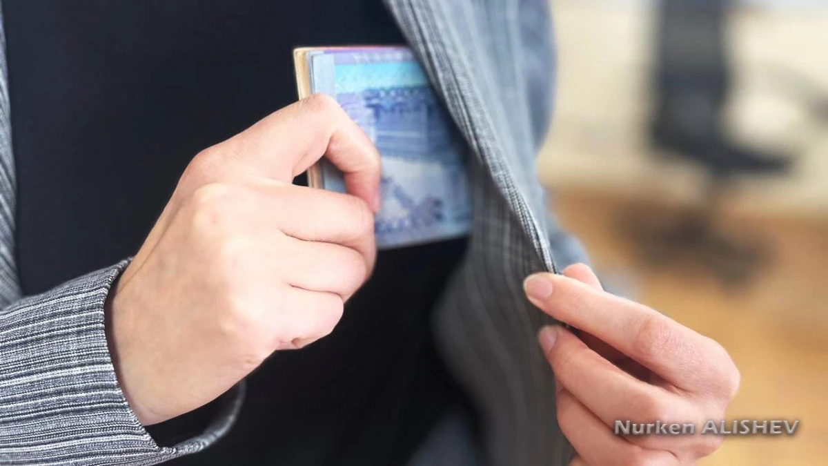 Мұғалім ҰБТ-ның әр балын 7 мың теңгеден сатқан