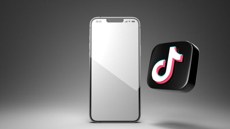 В Астане псевдоцелитель из TikTok осужден за мошенничество