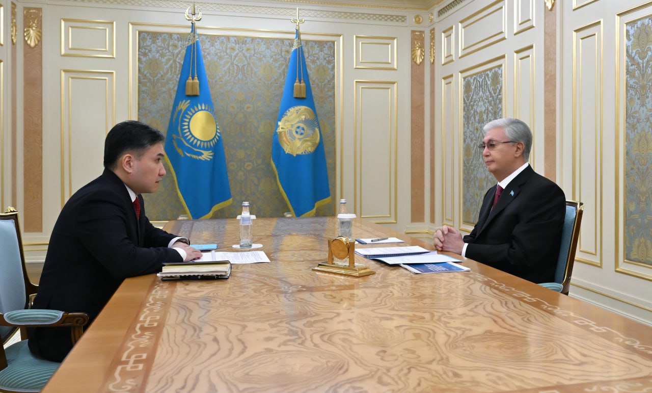 Токаев поручил повысить доходы населения и качество занятости