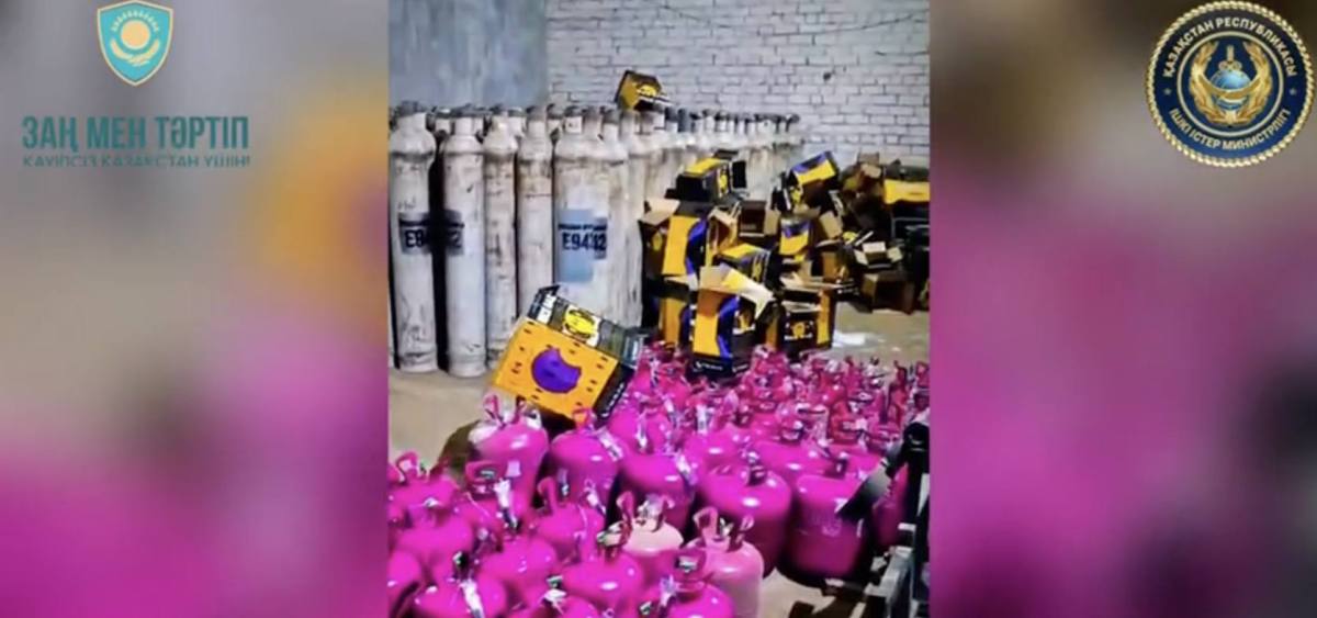 В Актюбинской области изъяли две цистерны «веселящего газа»