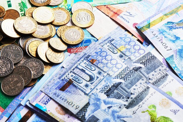 Казахстанцы получили 59 млрд тенге пособий на рождение и уход за детьми