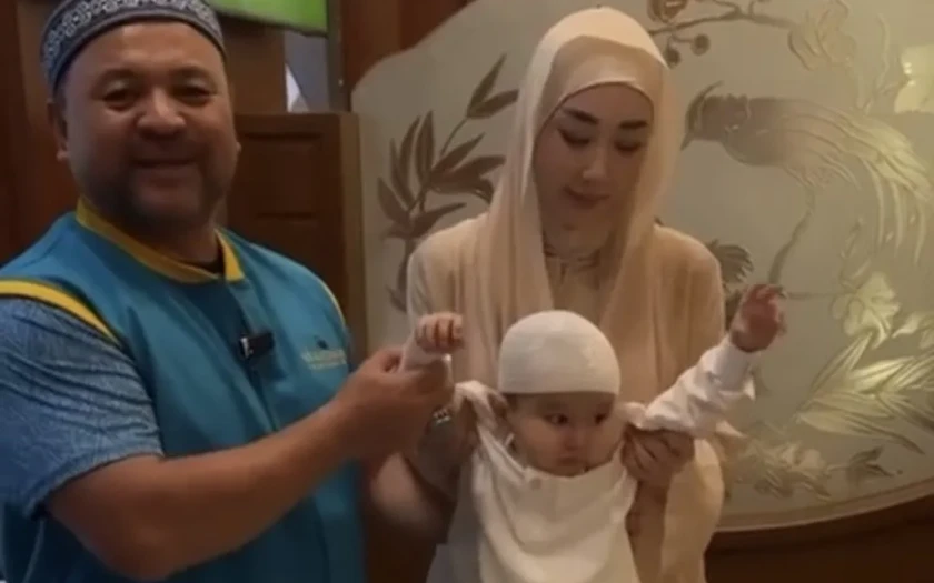 Мәжіліс депутатының тоқалы ұлының тұсауын Мединада кестірді