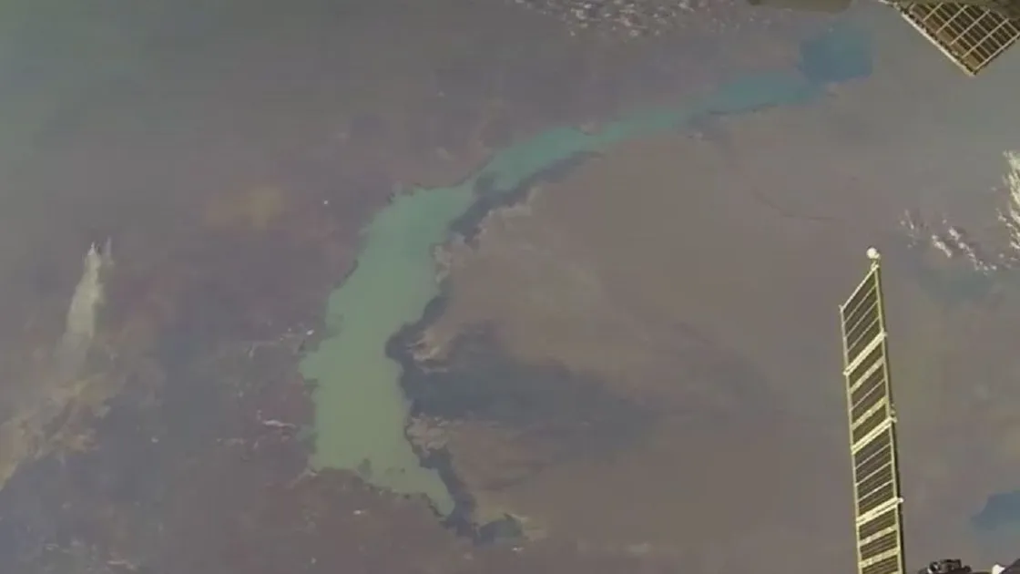 Желі қолданушылары Балқаш көлінің ғарыштан түсірілген таңғажайып көрінісіне сүйсінді