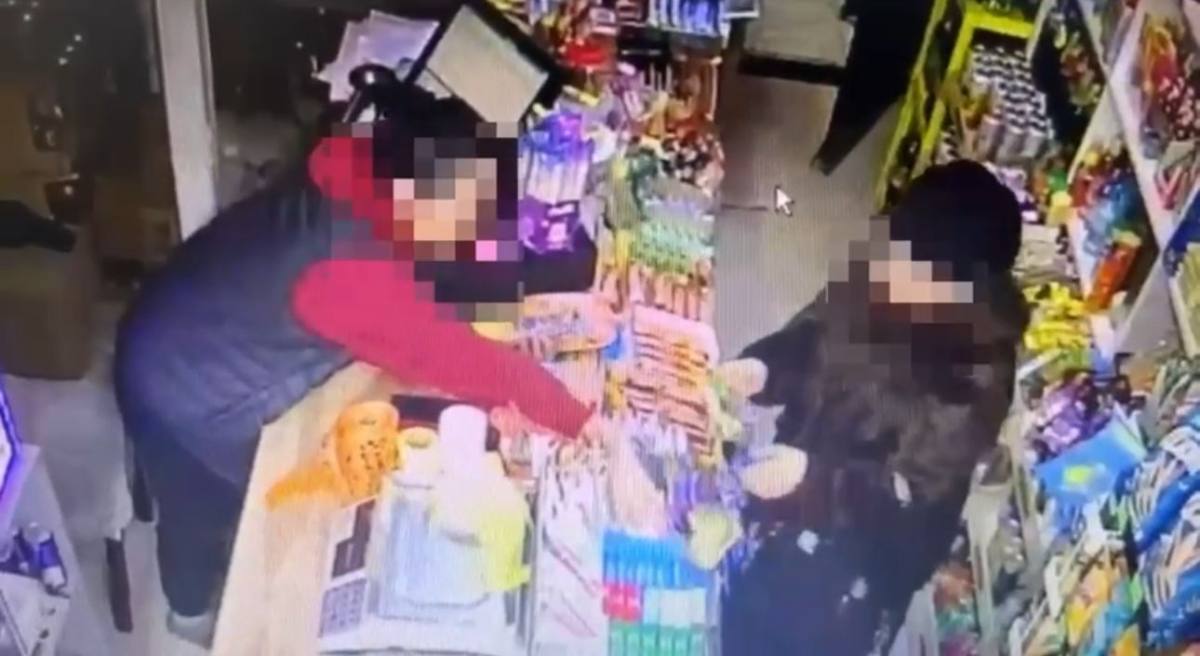 Две женщины использовали «фокус со сдачей» в магазинах Шымкента
