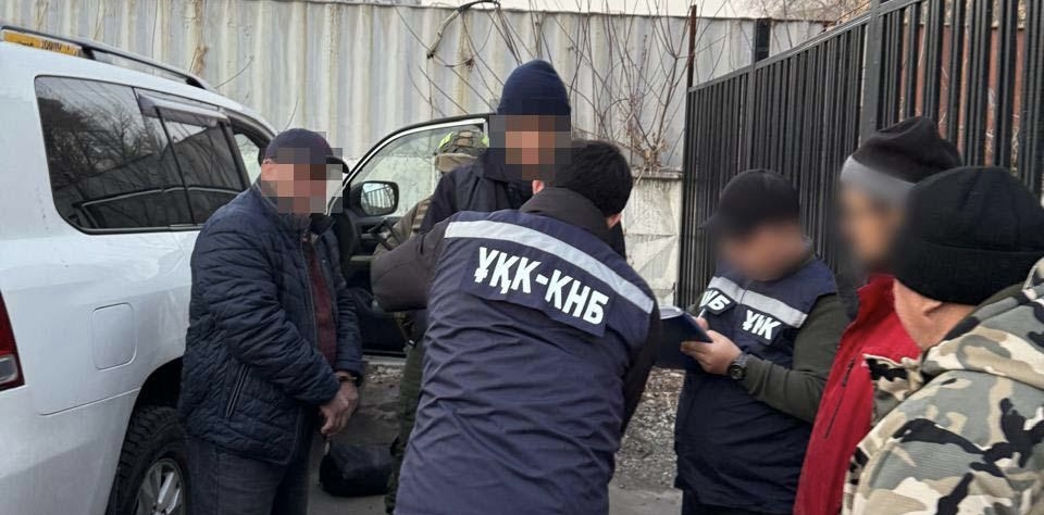 В Алматы задержан получатель 8 кг метамфетамина