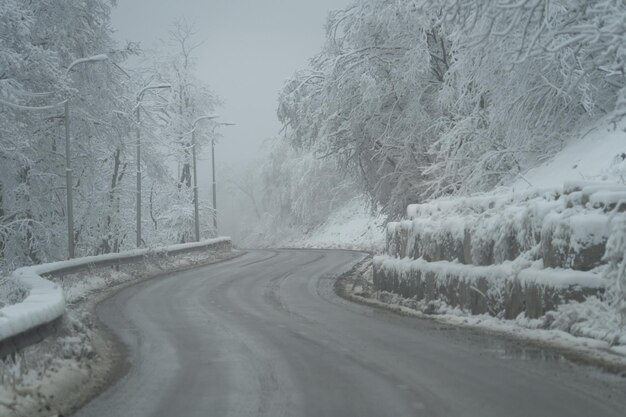 В двух областях Казахстана ограничили движение автотранспорта