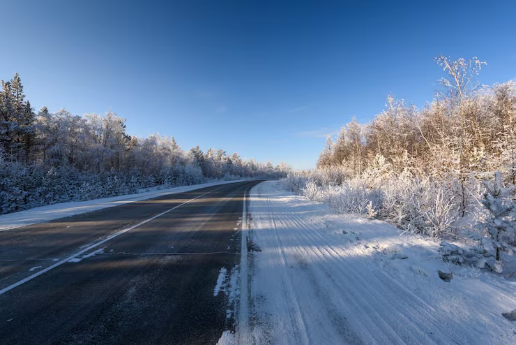 В Алматинской области водителей предупредили о сложной ситуации на дорогах