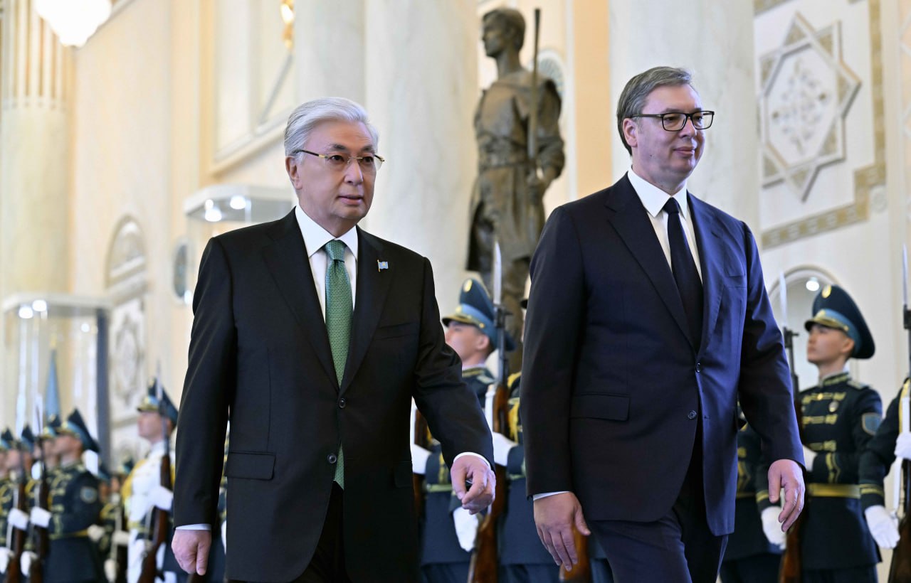 Токаев встретил в Акорде Президента Сербии