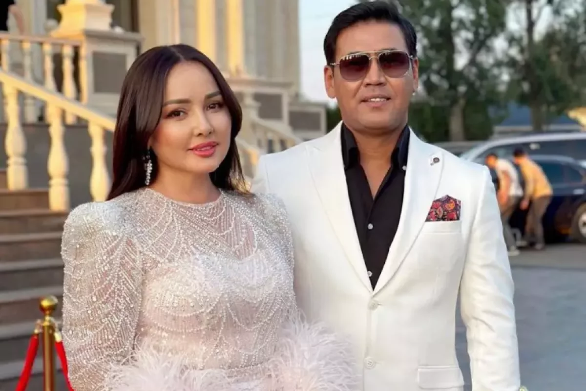 Дубайда жүрген Жанболат пен Жазираны арнайы ұшаққа отырғызбай қойған