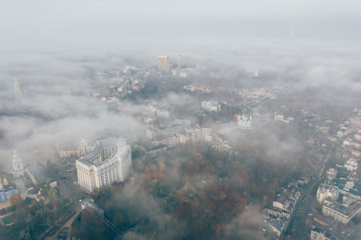 Синоптики предупредили жителей 8 городов Казахстана
