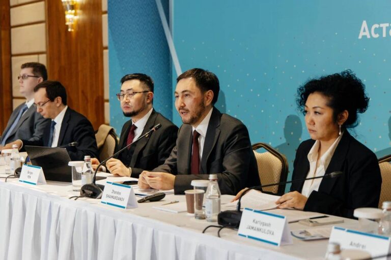 Конституциялық реформа және Қазақстанның келешегі: ҚСЗИ шетелдік сарапшылармен бірлесіп дайындалған баяндаманы ұсынды