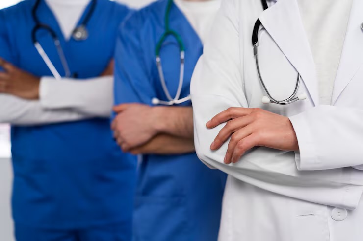 В Талдыкоргане выявлены массовые нарушения трудовых прав медиков