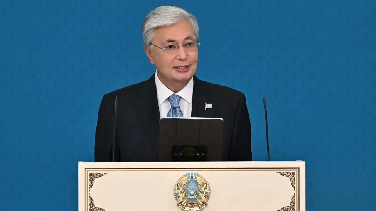 Токаев поздравил казахстанцев с праздником Ораза айт