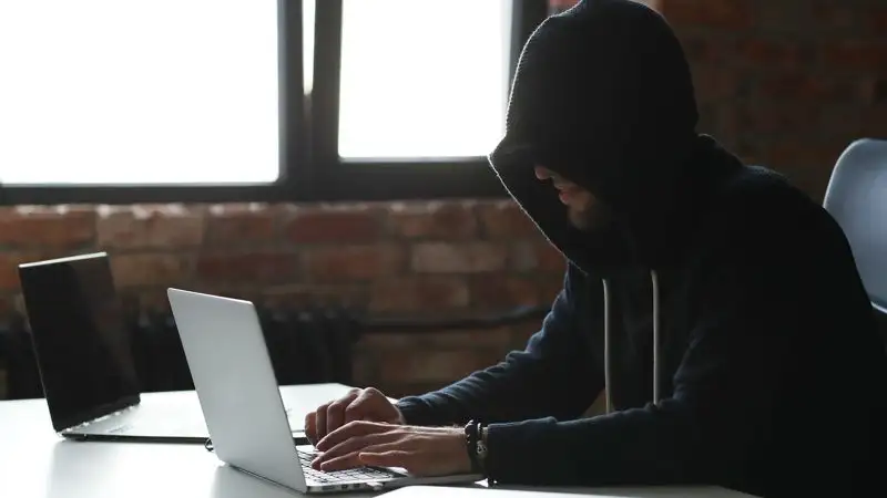 Мошенник из Threads выдумал историю и собрал деньги с казахстанцев