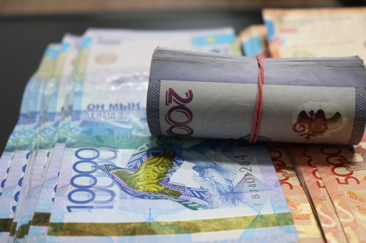 Таразда оқушы әкесін сотқа беріп, алимент өндіріп алды