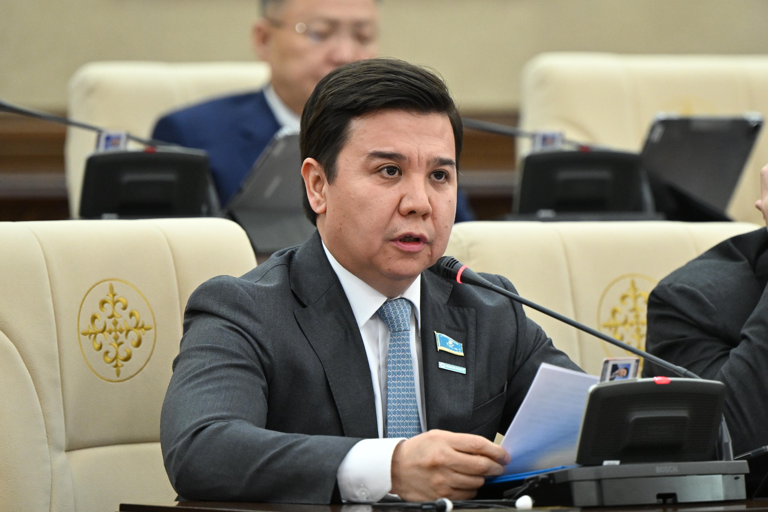 Депутат Мажилиса предложил усилить поддержку кадров в сельском хозяйстве