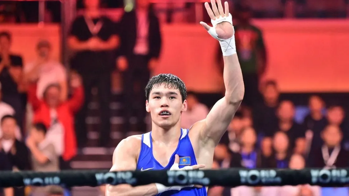 Сабыржан Аққалықов өзбек боксшысын жеңіп, Азия чемпионатының алтын медалін иеленді