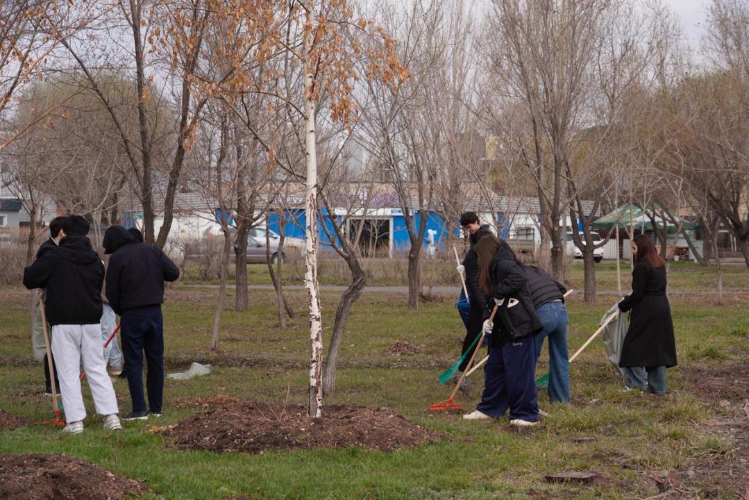 Елорда жастары экологиялық сенбілікке белсенді қатысты