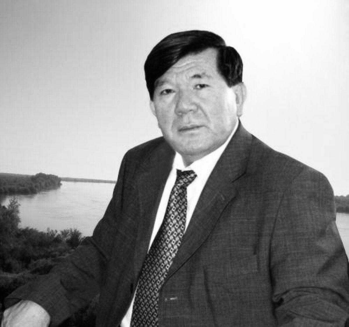 Токаев выразил соболезнования в связи с кончиной Мухтара Шаханова