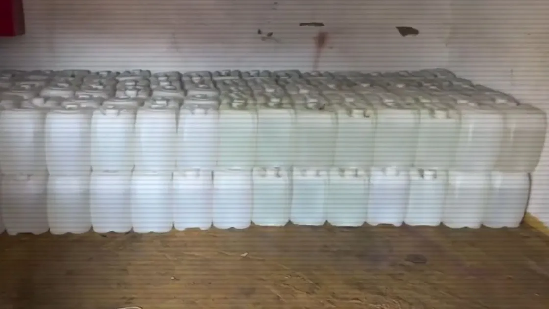 Астанада жасырын қоймадан 200 канистра қауіпті зат анықталды