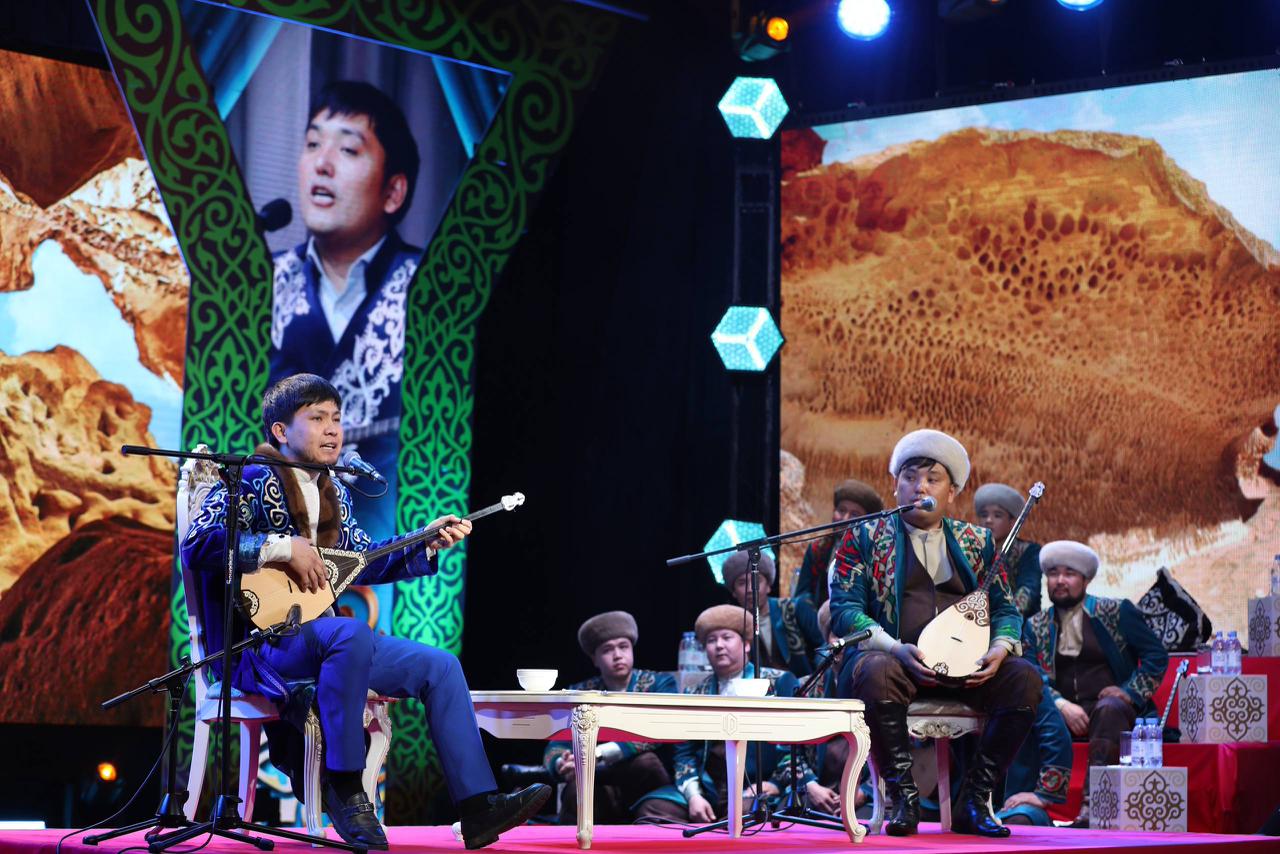 Республикалық «Бес асыл» ұлттық өнер сайысында маңғыстаулық ақындар жеңіске жетті