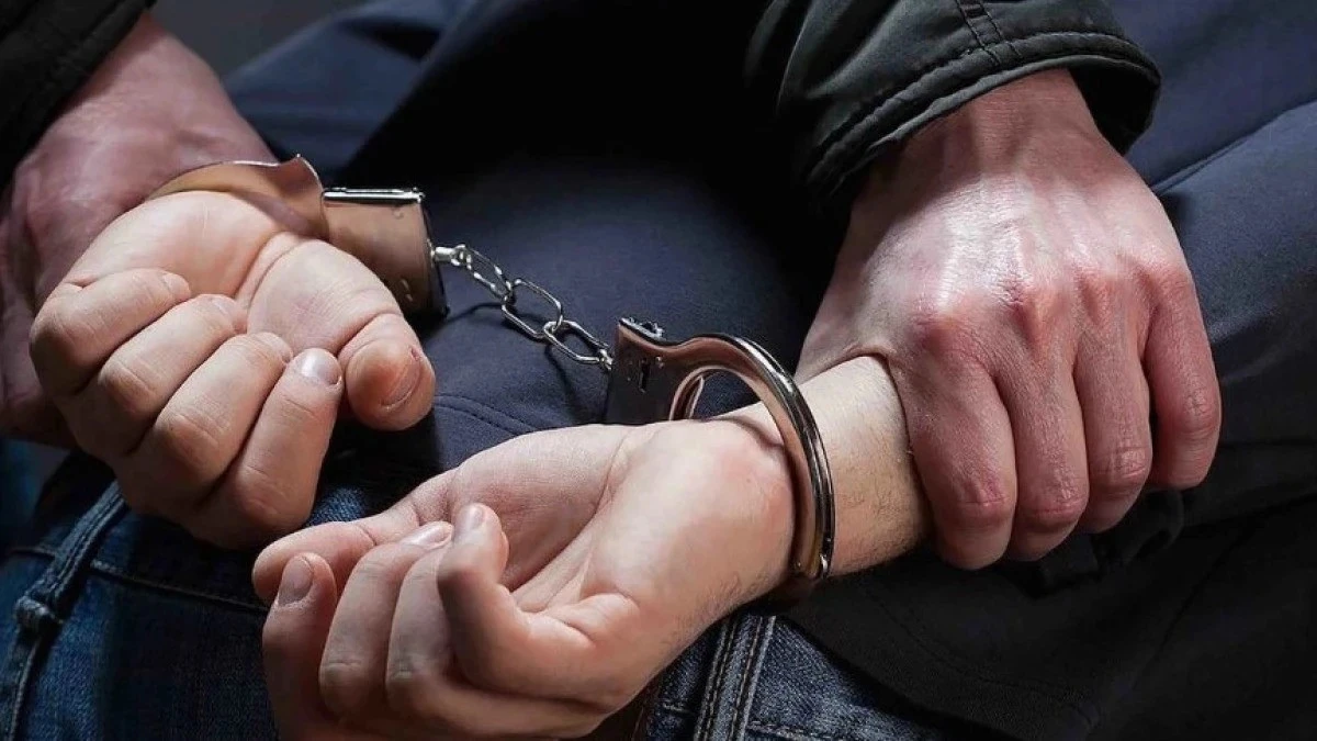 Ақтөбе облысында ауладан пышақталған ер адамның мәйіті табылды