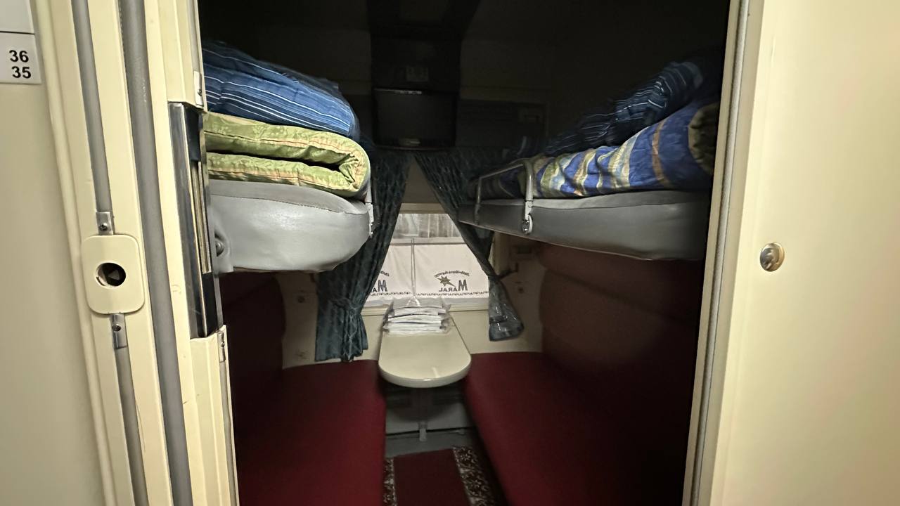 Тараканы в поезде: пассажиры Мангистау-Семей пожаловались на антисанитарию