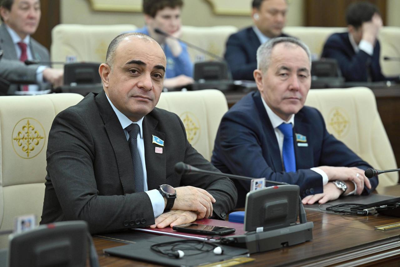 Депутаты Народной партии Казахстана предложили расширить раскрытие данных об иностранном финансировании НПО