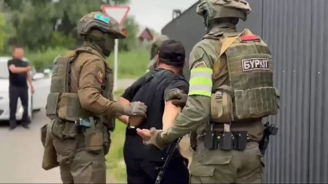 Талдықорғанда синтетикалық есірткі таратумен айналысты деген күдікпен ерлі-зайыпты ұсталды