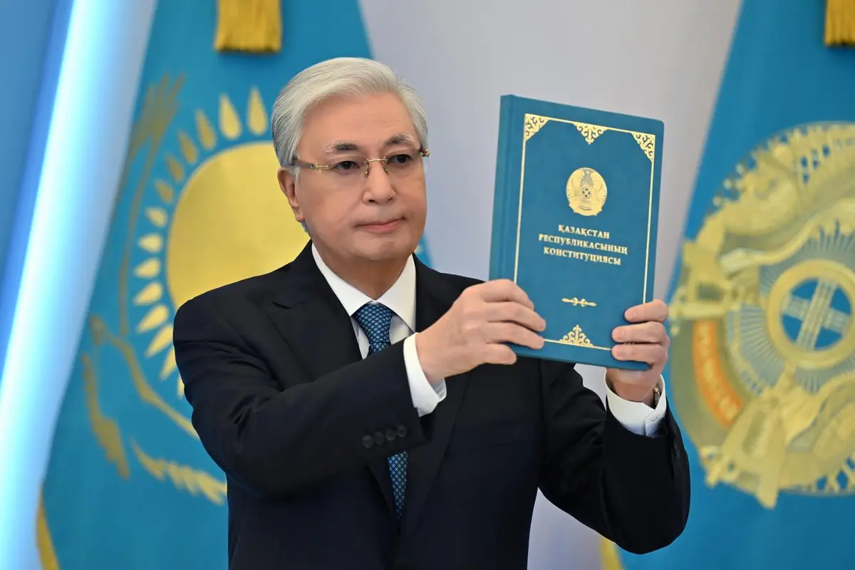 Президент қазақстандықтарды Жаңа Конституцияның заңды күшіне енуімен құттықтады