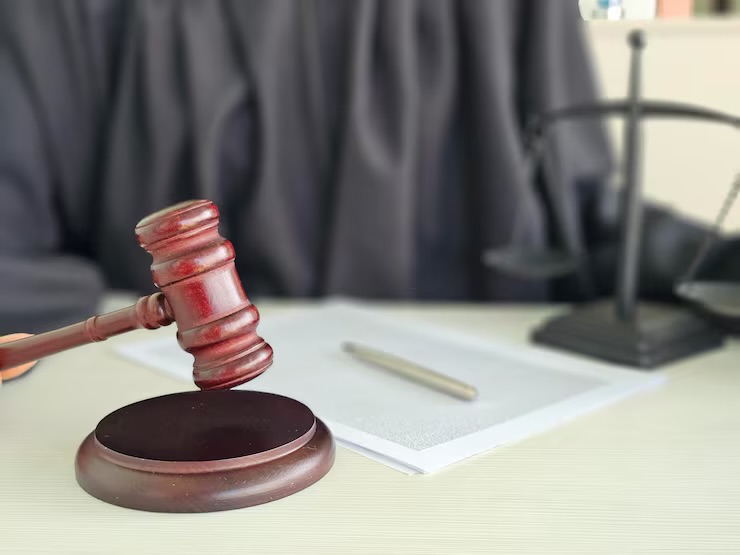 Продал чужие машины и присвоил 23 млн тенге: менеджера автосалона осудили в Астане