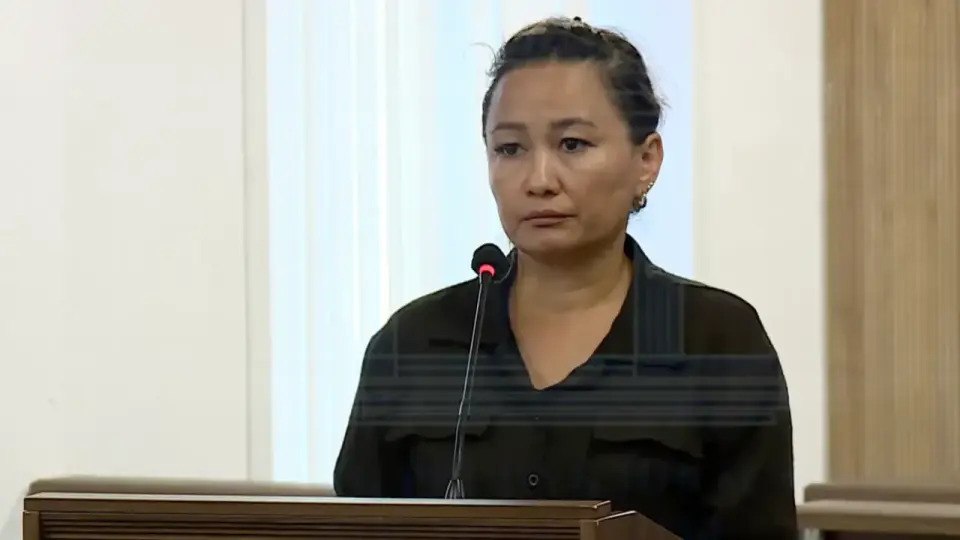 «Ты только будешь цветочки сажать»: председатель ОСИ рассказала в суде о состоянии дома